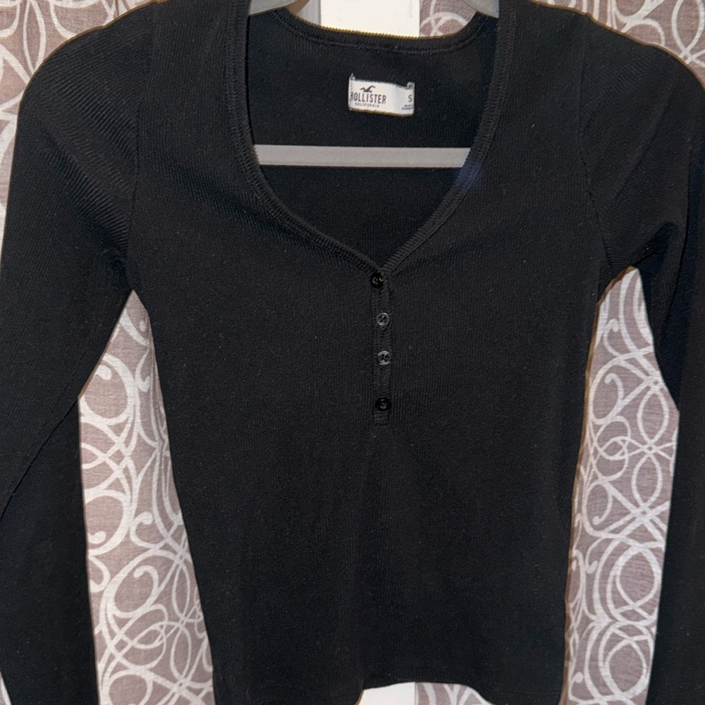Hollister Black Top
